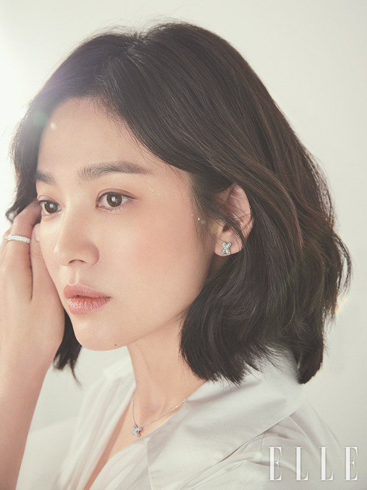 Song Hye Kyo endlessly shine brightly